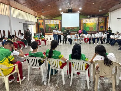 Alcaldía de El Espinal lleva a la estrategia Construyendo un hogar seguro a dos instituciones educativas